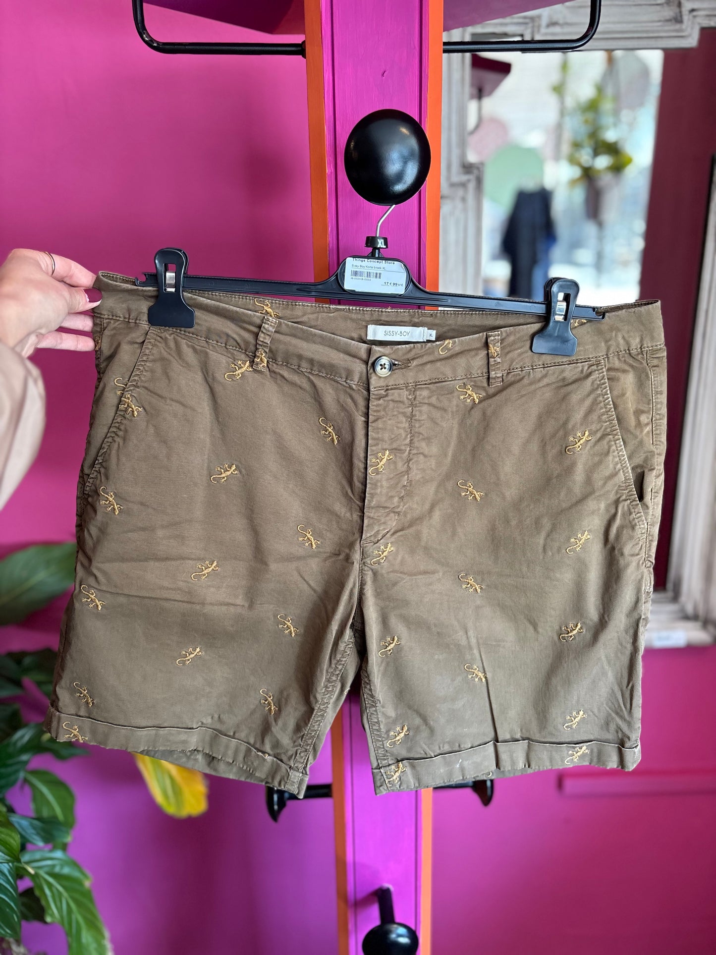 408-3 Sissyboy short maat XL