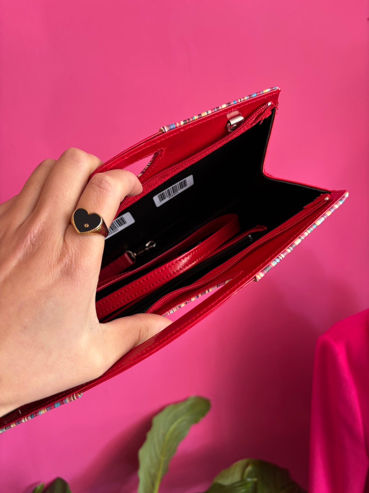 411-1 Peter Kaiser rood gestreept met strap