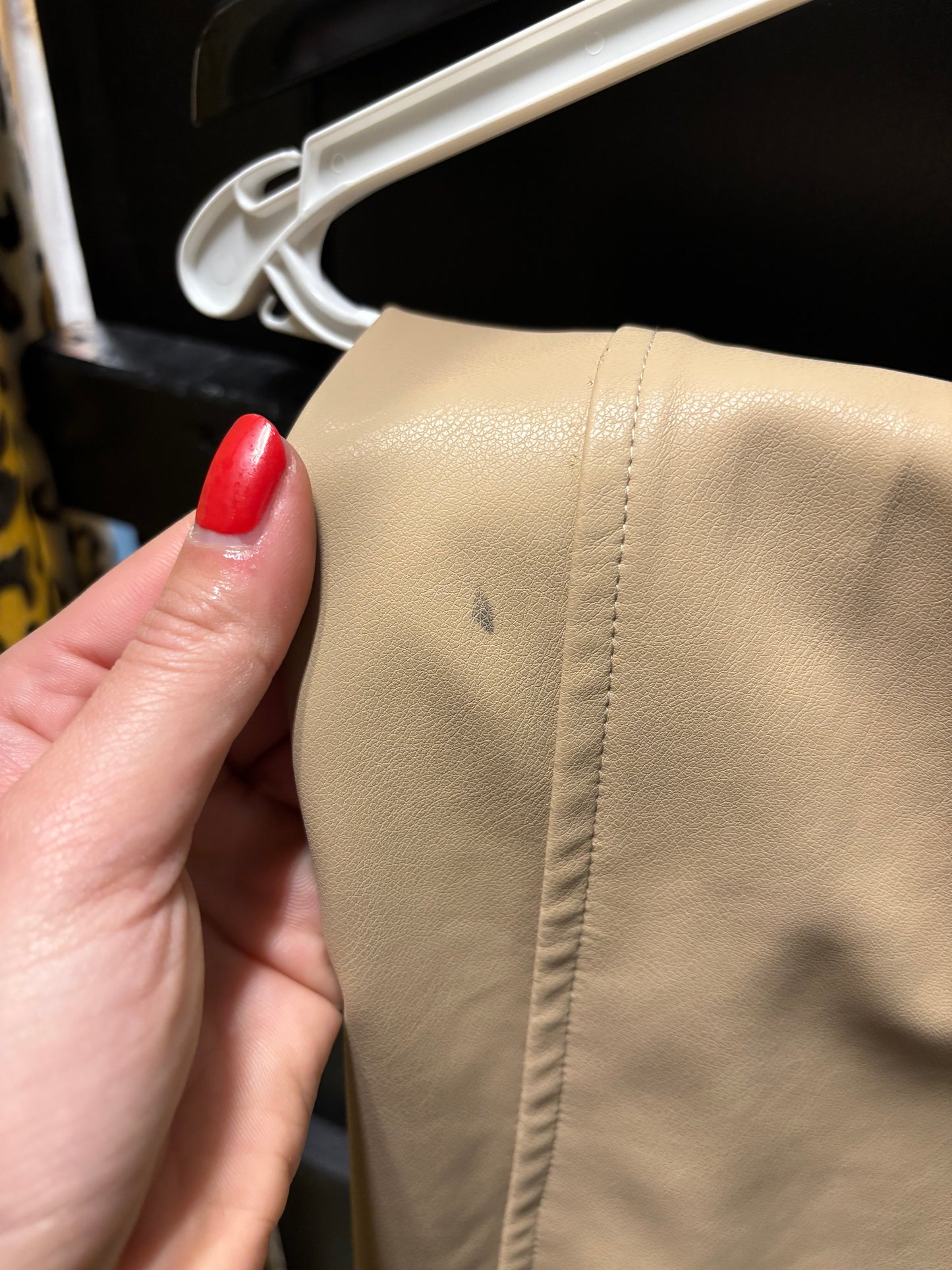 220-28 Gestuz skirt size 40