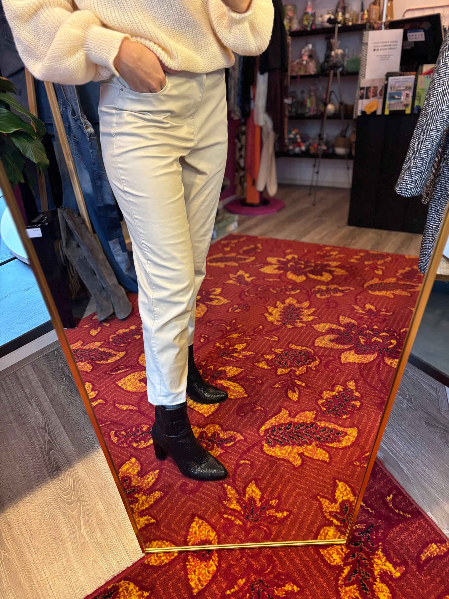 166-18 Zara PU pants