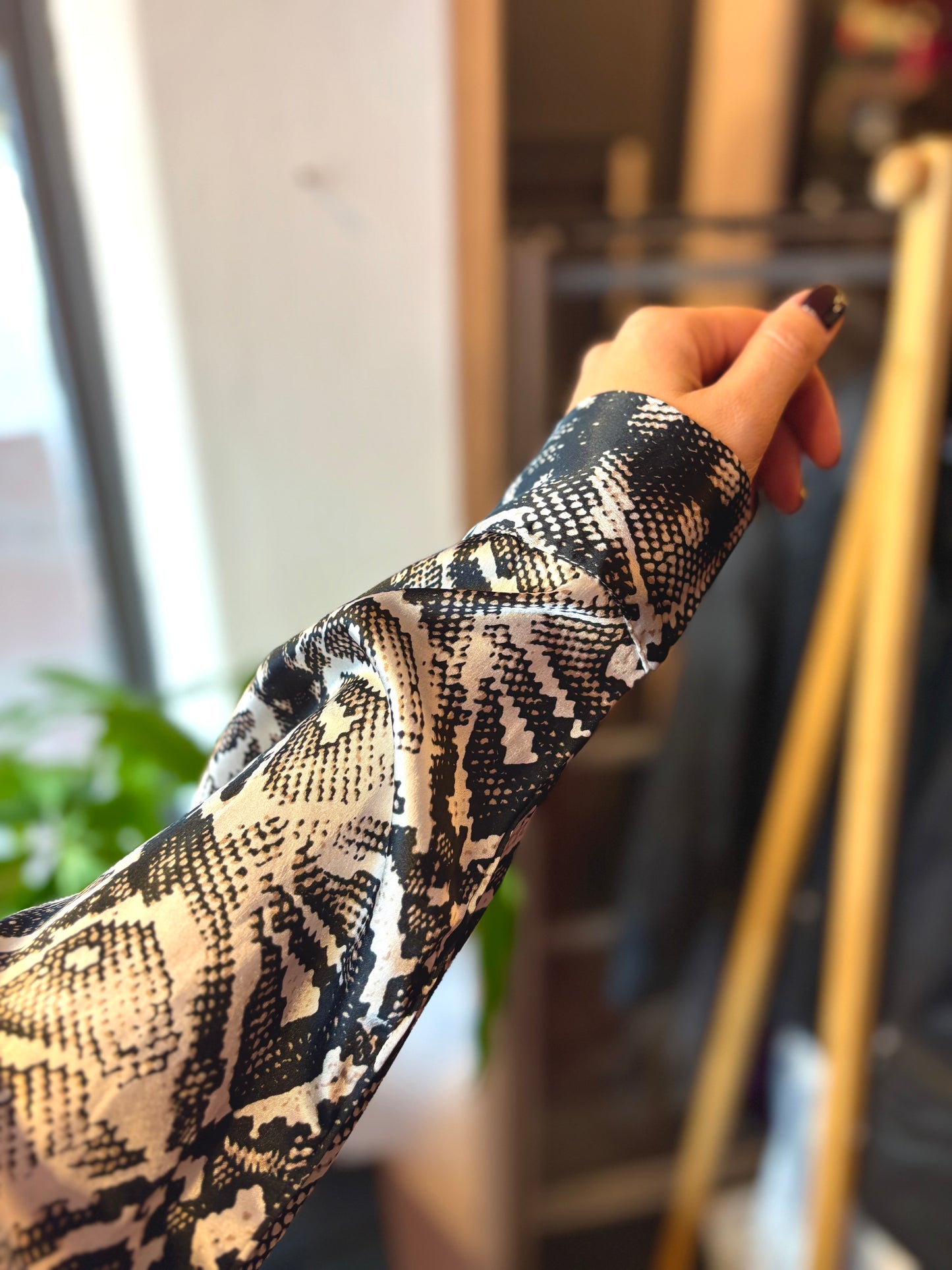 472-15 Superstar blouse maat 42