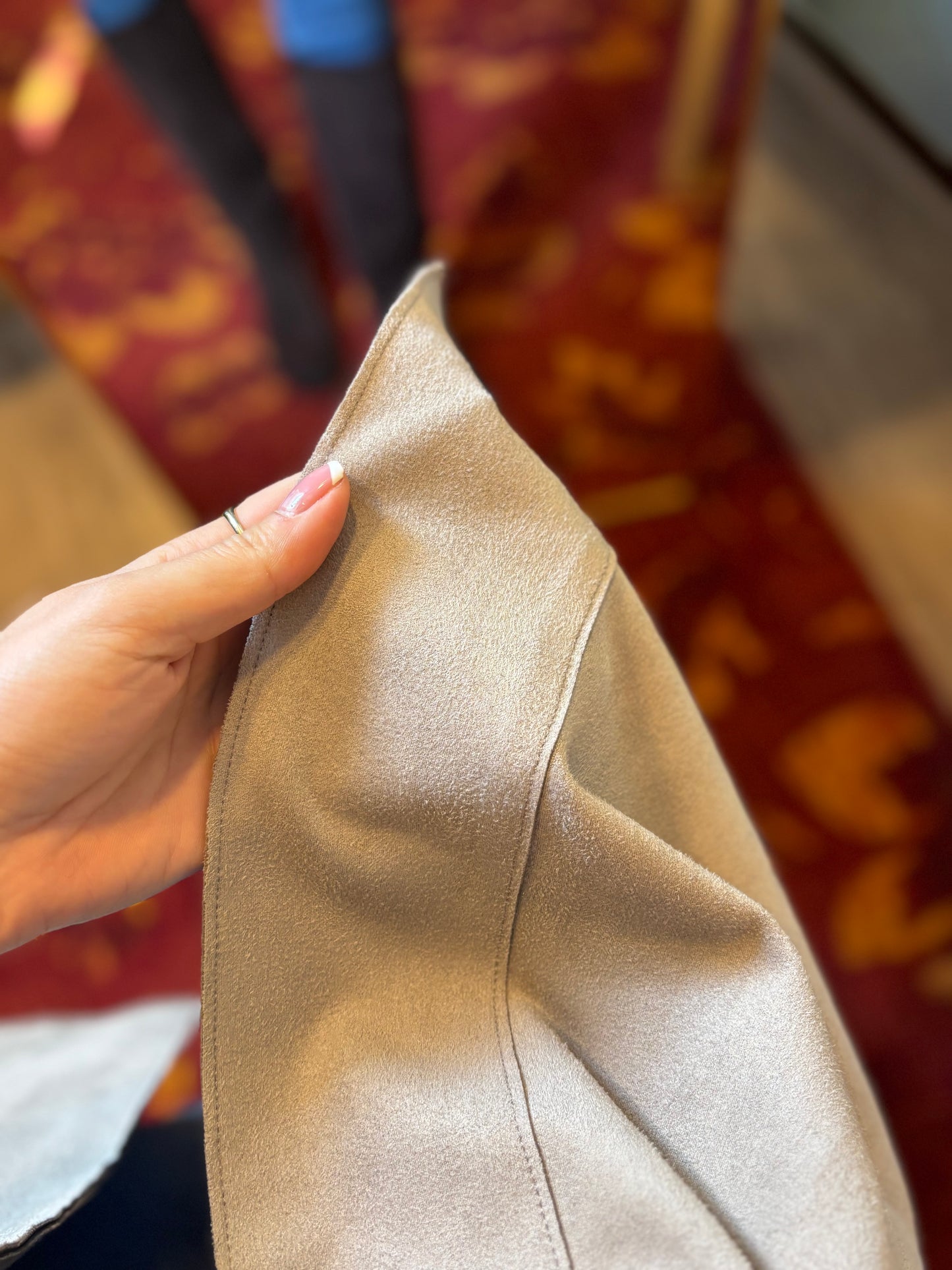 389-9 Frapp vest taupe maat 46