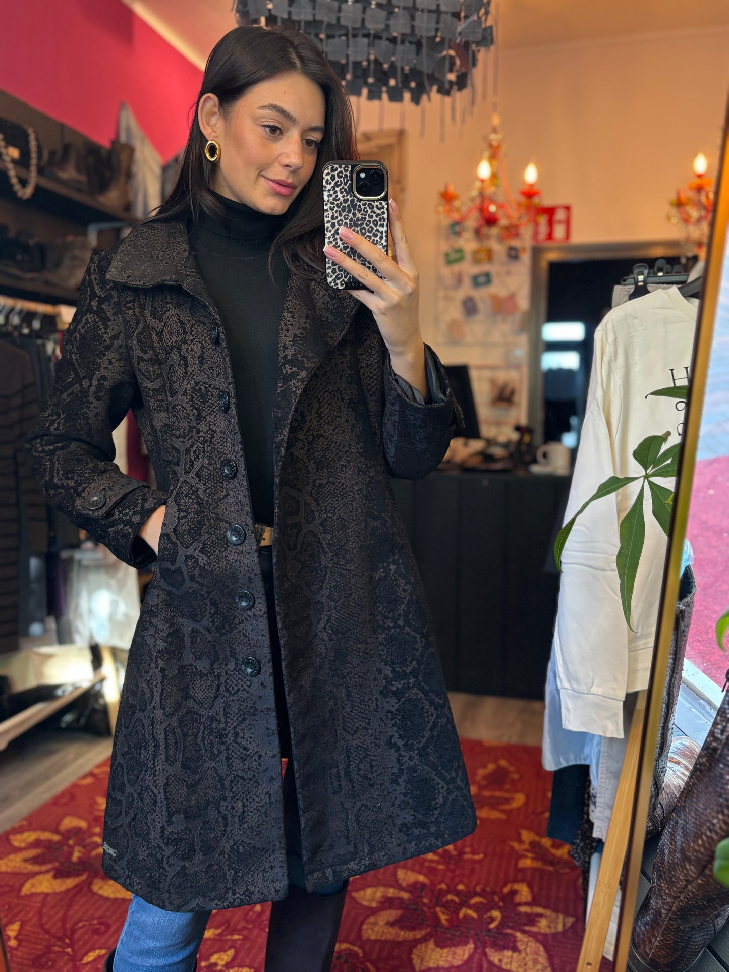 69-23 Desigual jas maat 42