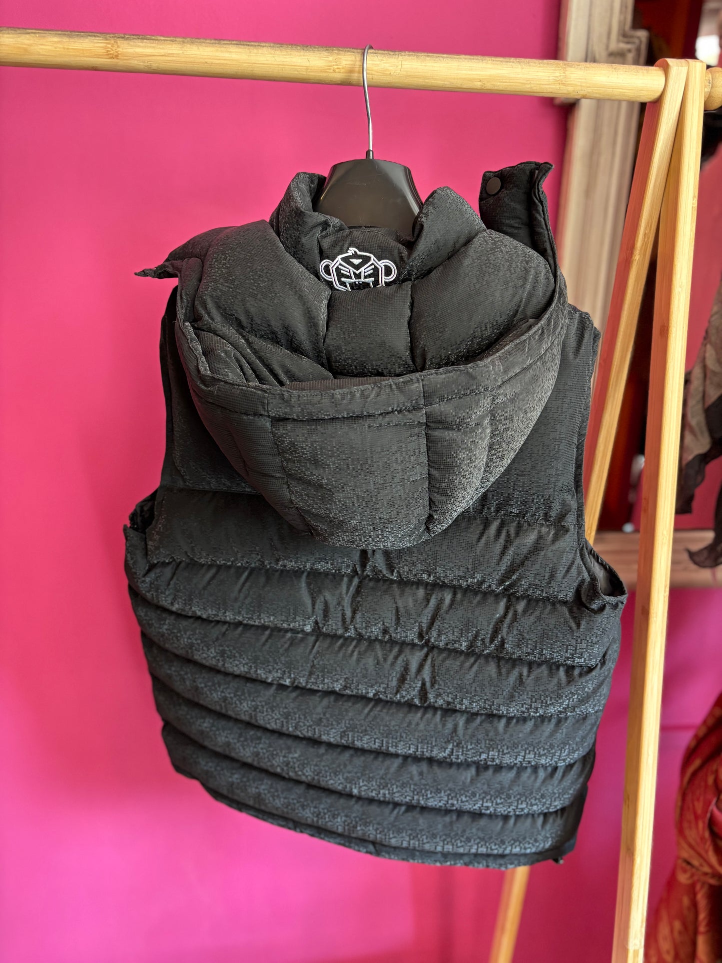 93-76 Black Bananas bodywarmer maat S
