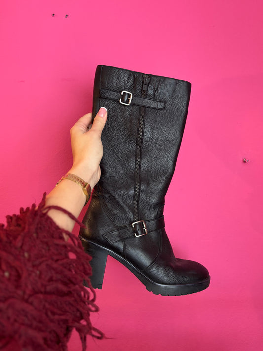 145-148 Pier One laarzen maat 39