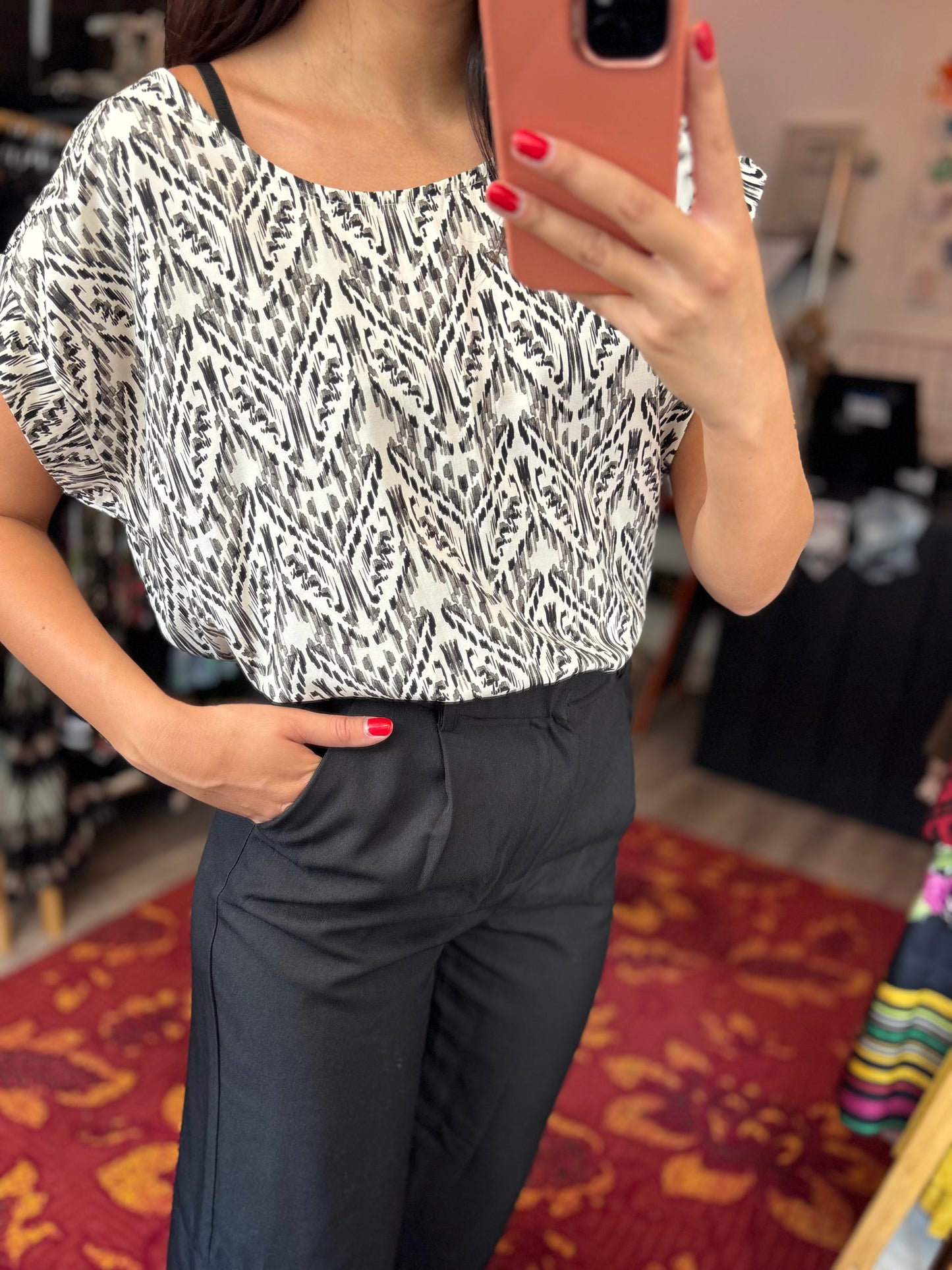 452-30 Enjoy blouse maat XXL
