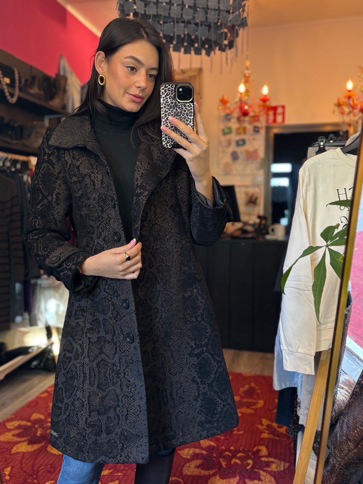 69-23 Desigual jas maat 42