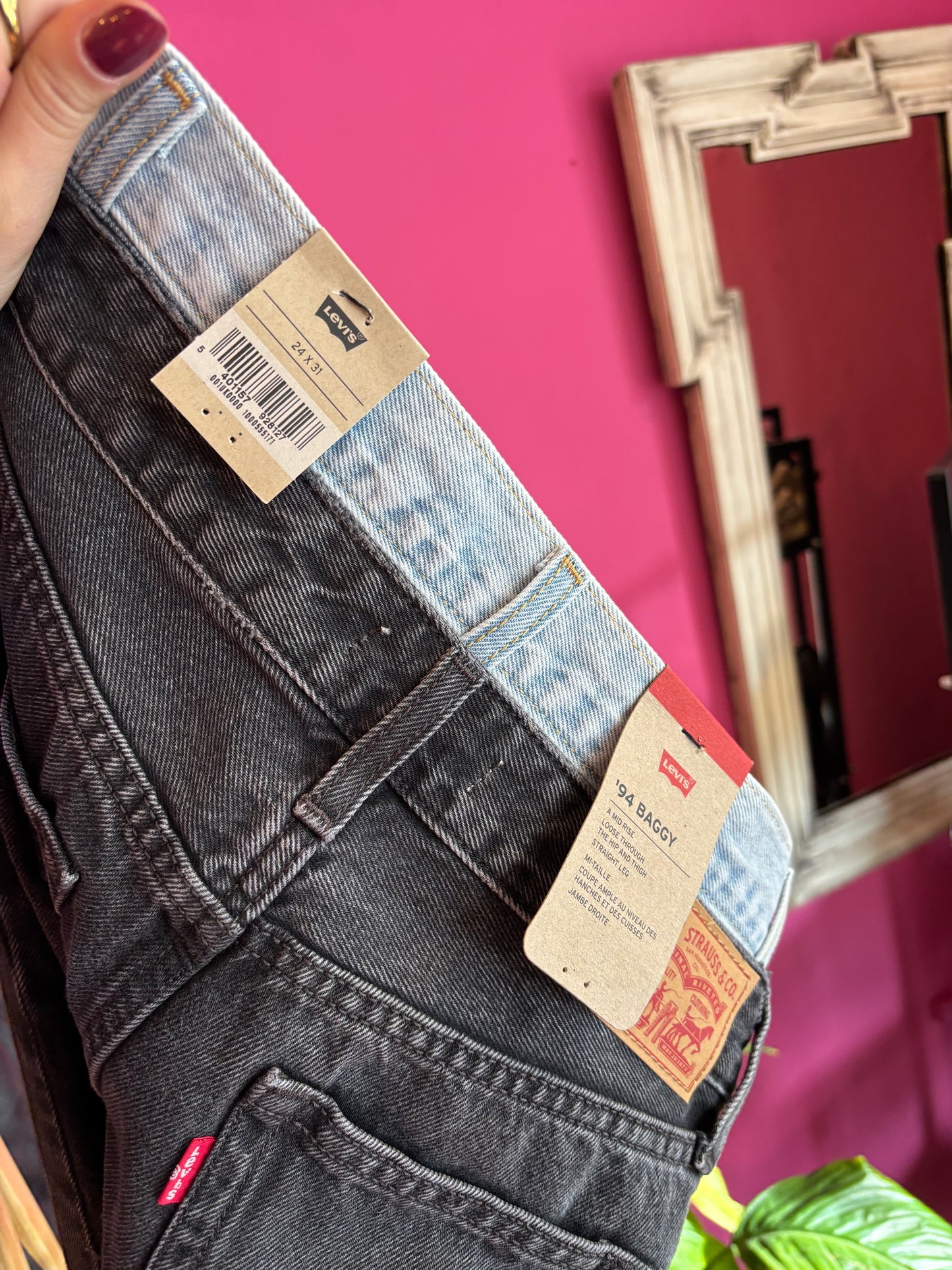 404-7 Levi’s ‘94 baggy maat 24x31