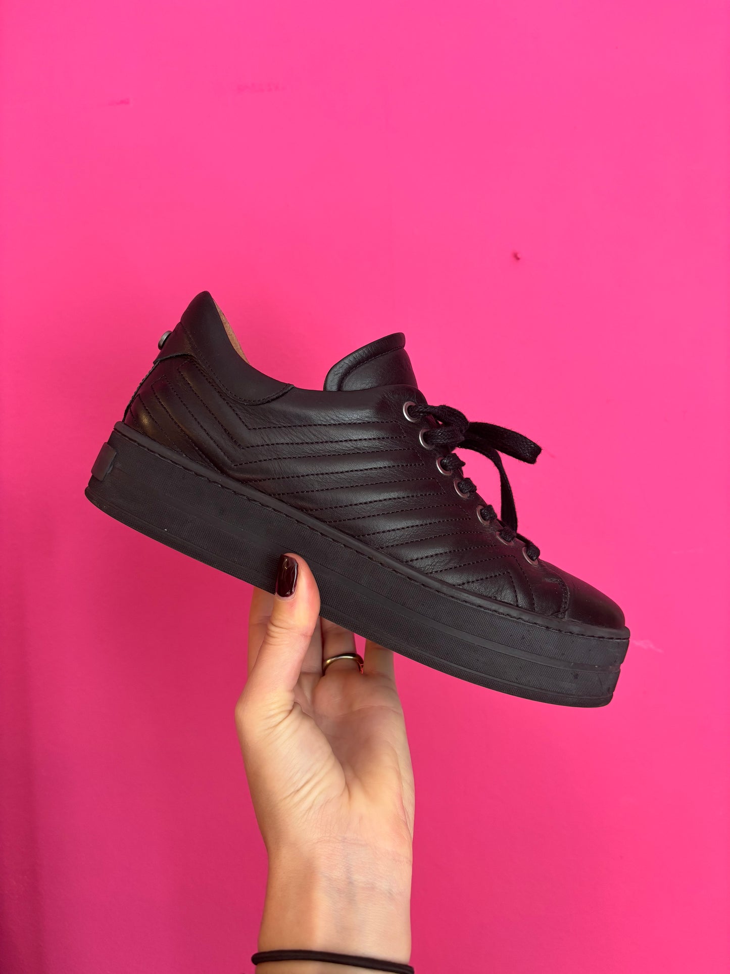 31-87 ViaVai sneakers maat 39