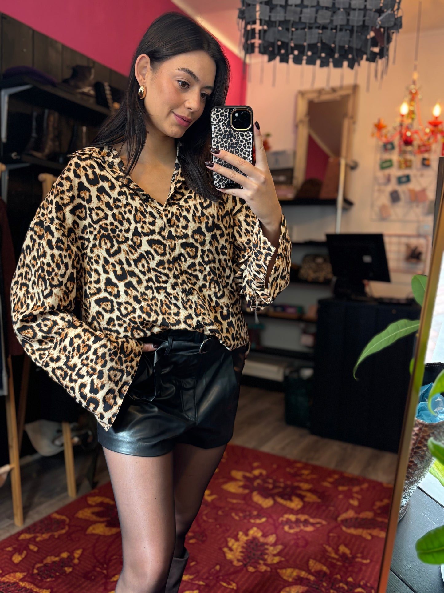 118-13 Divided short PU maat 40