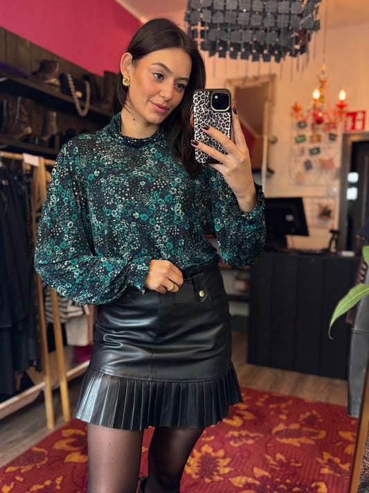 187-18 Fabienne Chapot turtleneck size M