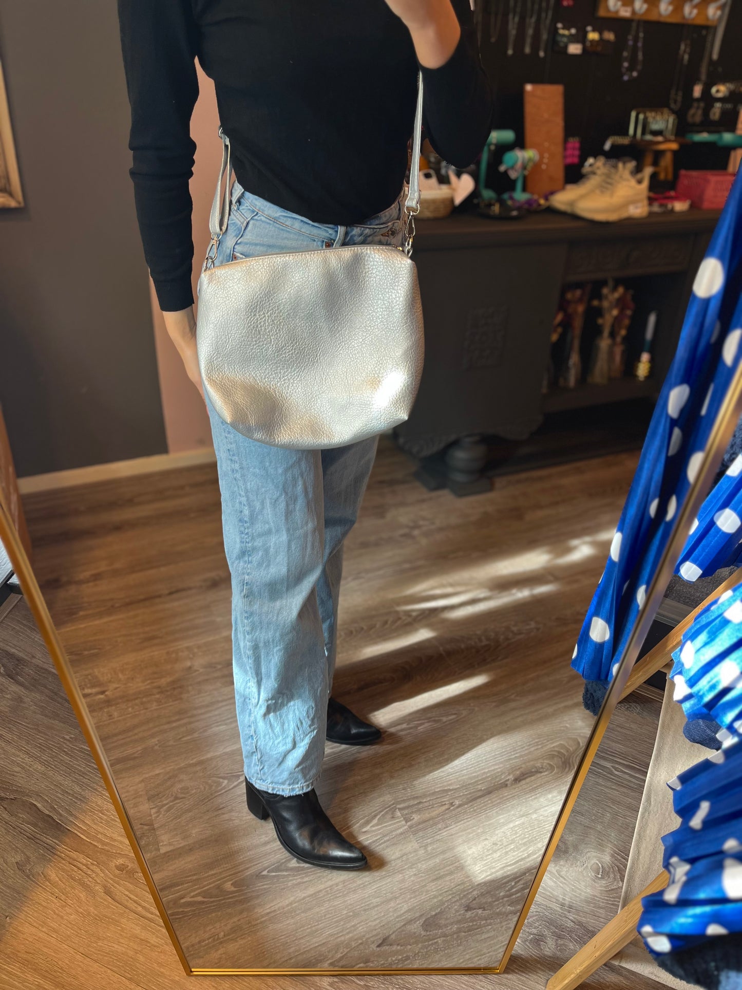 350-21 Silver bag