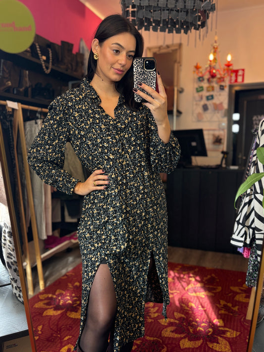 472-16 Lofty Manner jurk maat L