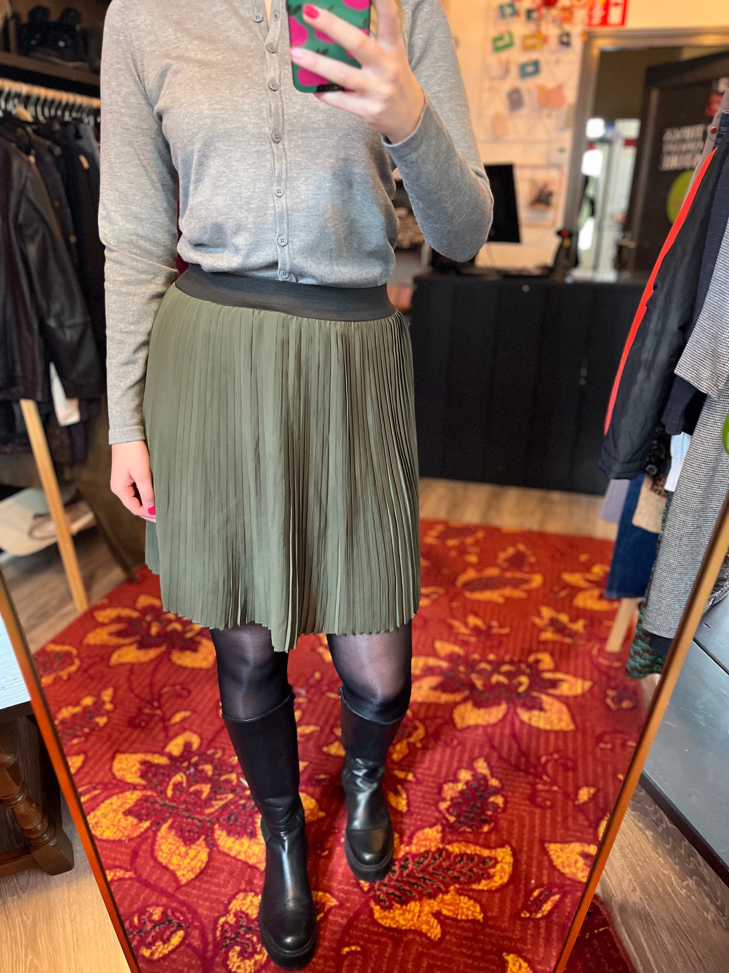 342-99 Mbym rokje maat M